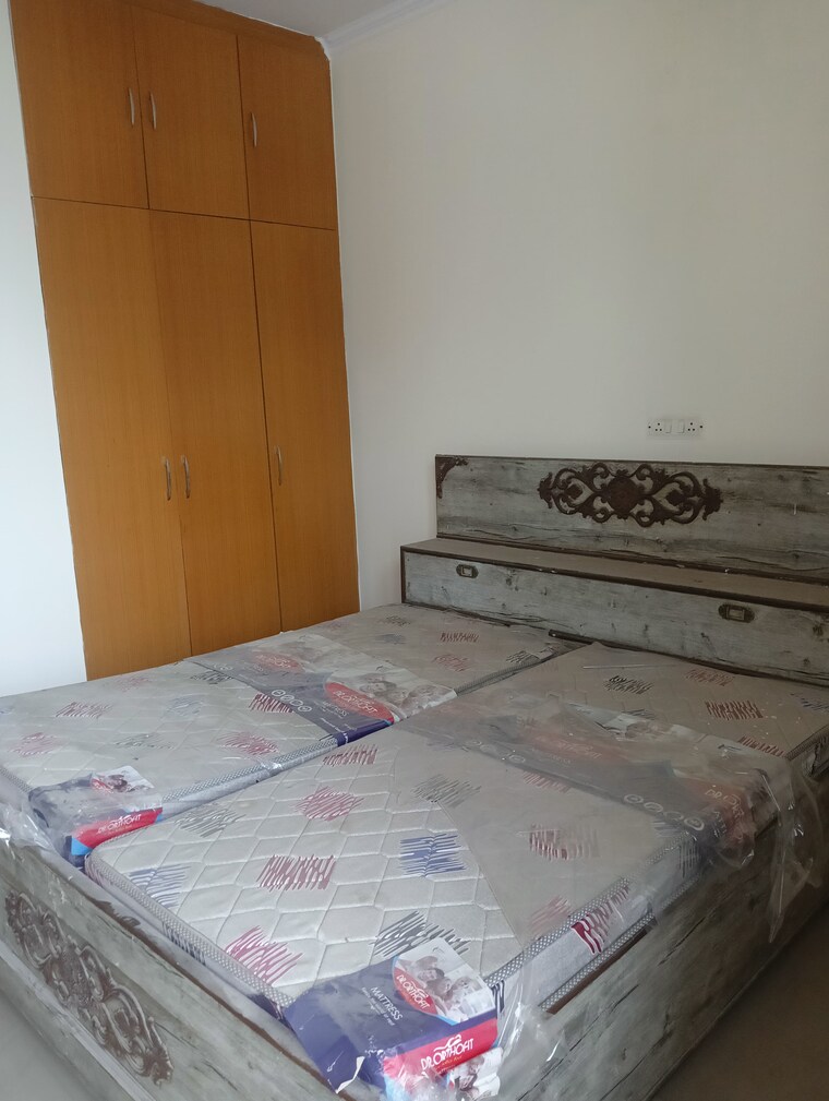 Bedroom, sector 31 3 Bedroom 250 Sq.Yd. Builder Floor In Sector 31 Faridabad 9043199