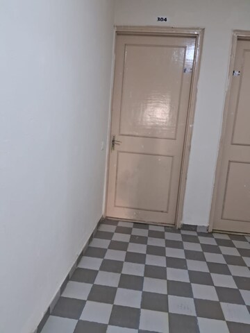 Room in 2 BHK Apartment at Sector 87 – for Sale