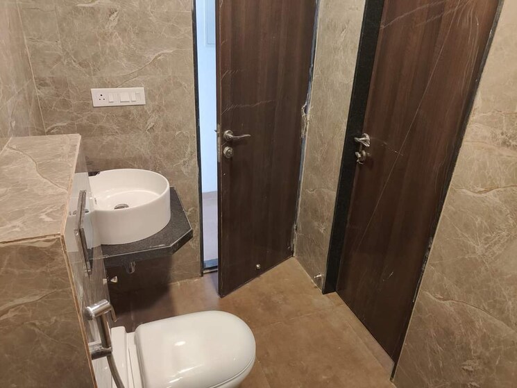 Bathroom, andheri west 3 Bedroom 1500 Sq.Ft. Apartment In Andheri West Mumbai 9043203