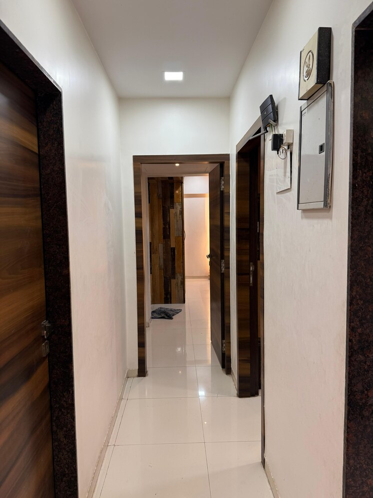 undefined, sunrise-tower-malad 3 Bedroom 850 Sq.Ft. Apartment In Malad East Mumbai 9043215