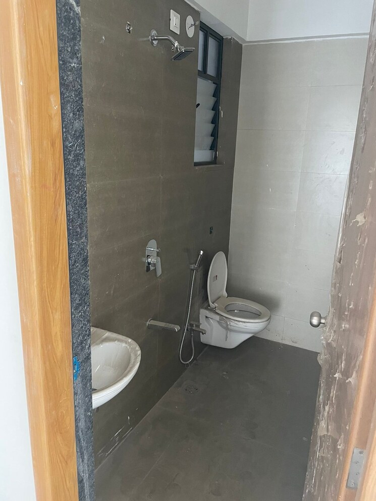 Bathroom, swaraaj-heights 2 Bedroom 767 Sq.Ft. Apartment In Punawale Pune 9043227