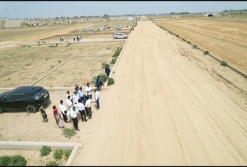  Plot For Sale in Maniram