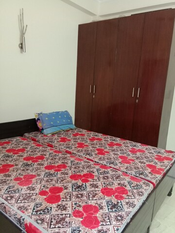 Bedroom in 3 BHK Builder Floor at ABCZ East Sapphire, Sector 45 – for Rent