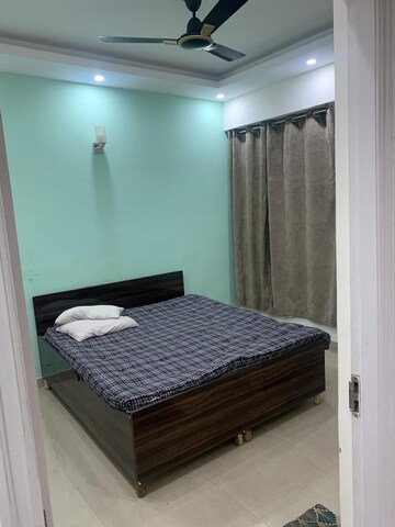2 BHK Apartment For Rent in Shree Vardhman Mantra, Sector 67
