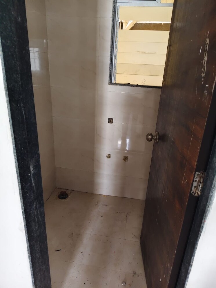 Bathroom, dgs-sheetal-tapovan 1 Bedroom 340 Sq.Ft. Apartment In Malad East Mumbai 9043287