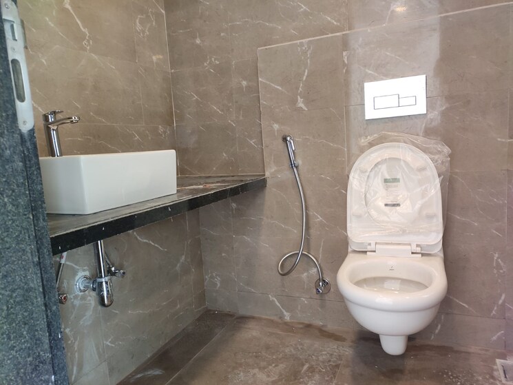 Bathroom, the-park-residency-andheri 3 Bedroom 1050 Sq.Ft. Apartment In Andheri West Mumbai 9043198