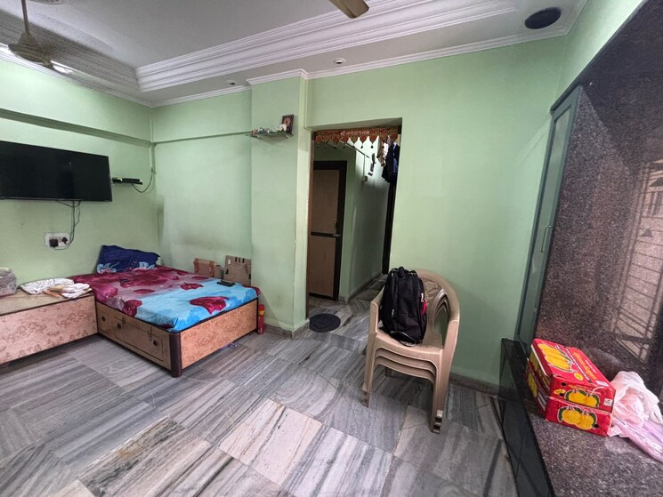 Bedroom, kandivali east 1 Bedroom 450 Sq.Ft. Apartment In Kandivali East Mumbai 9043302