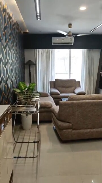 Team Area in 2 BHK Apartment at Suba Zircon, Andheri East – for Rent