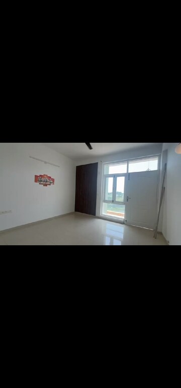 Room in 3 BHK Builder Floor at Omaxe New Chandigarh, North Mullanpur – for Sale