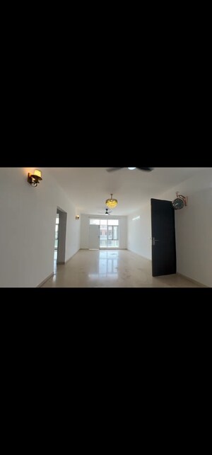 Room in 3 BHK Builder Floor at Omaxe New Chandigarh, North Mullanpur – for Sale