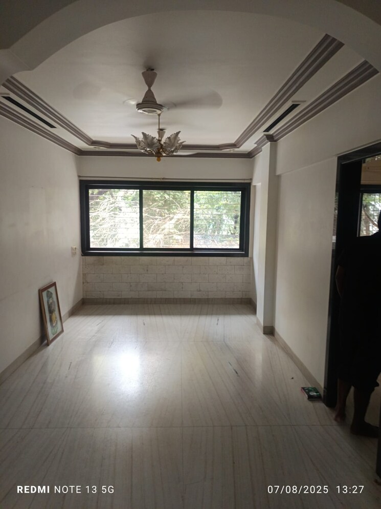 Room, andheri east 2 Bedroom 850 Sq.Ft. Apartment In Andheri East Mumbai 9043343
