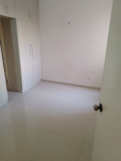 2 BHK Apartment For Sale in Shree Vardhman Green Court