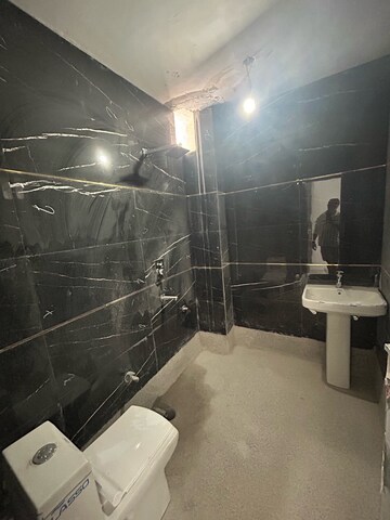Attached Bathroom in 1 BHK Apartment at Sarita Vihar – for Rent