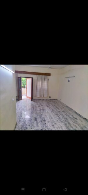 Room in 2 BHK Builder Floor at Dayanand Colony – for Sale