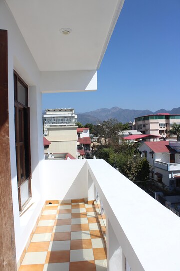 2 BHK Builder Floor – Exterior View View at Jakhan - for Rent