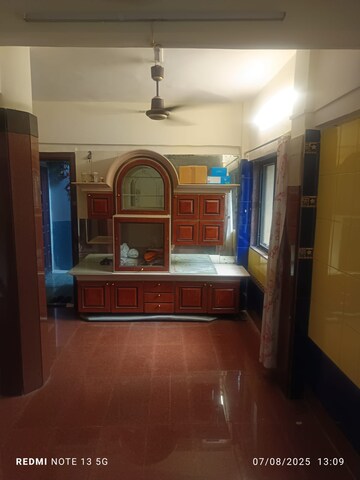 Room in 2 BHK Apartment at Andheri East – for Rent