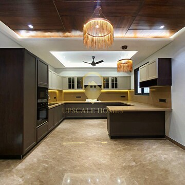 Living Room in 3.5 BHK Apartment at Ambience Island, Sector 24 – for Rent