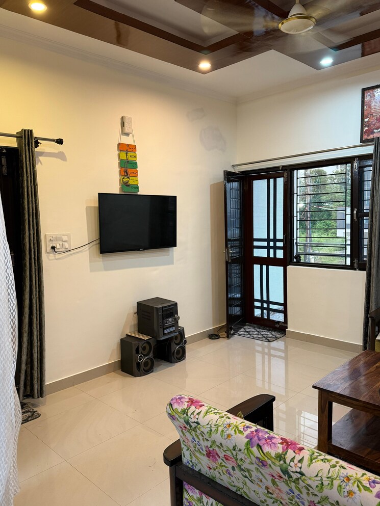 Living Room, sahastradhara 2 Bedroom 1600 Sq.Ft. Builder Floor In Sahastradhara Dehradun 9043407