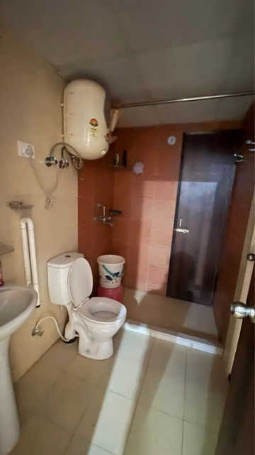 Bathroom in 2 BHK Apartment at Kandivali West – for Rent
