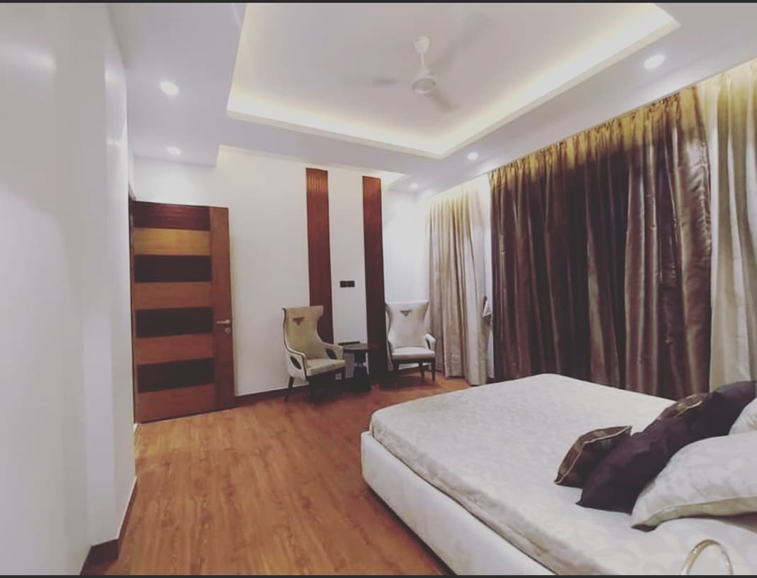 3.5 BHK + Servant Room Apartment For Rent in Ambience Island