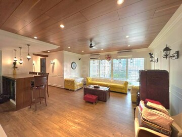 Living Room in 3 BHK Apartment at Andheri West – for Rent
