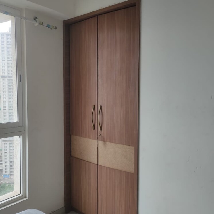 Room, one-indiabulls-thane 2 Bedroom 806 Sq.Ft. Apartment In Oswal Park Thane 9043471