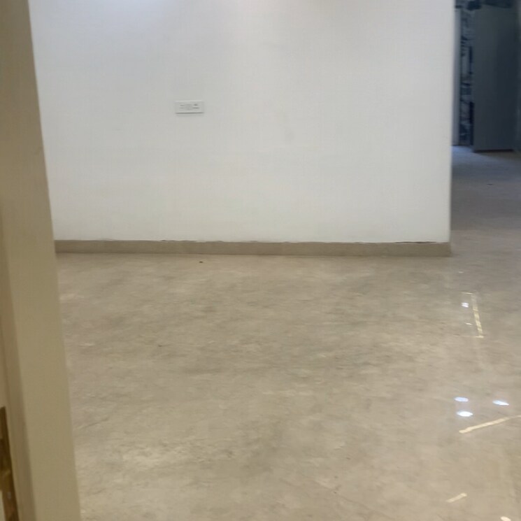 Room, rohini sector 23 4 Bedroom 2500 Sq.Ft. Builder Floor In Rohini Sector 23 Delhi 9043494