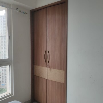 Room in 2 BHK Apartment at Raymond Realty Phase II, Swastik Garden – for Rent