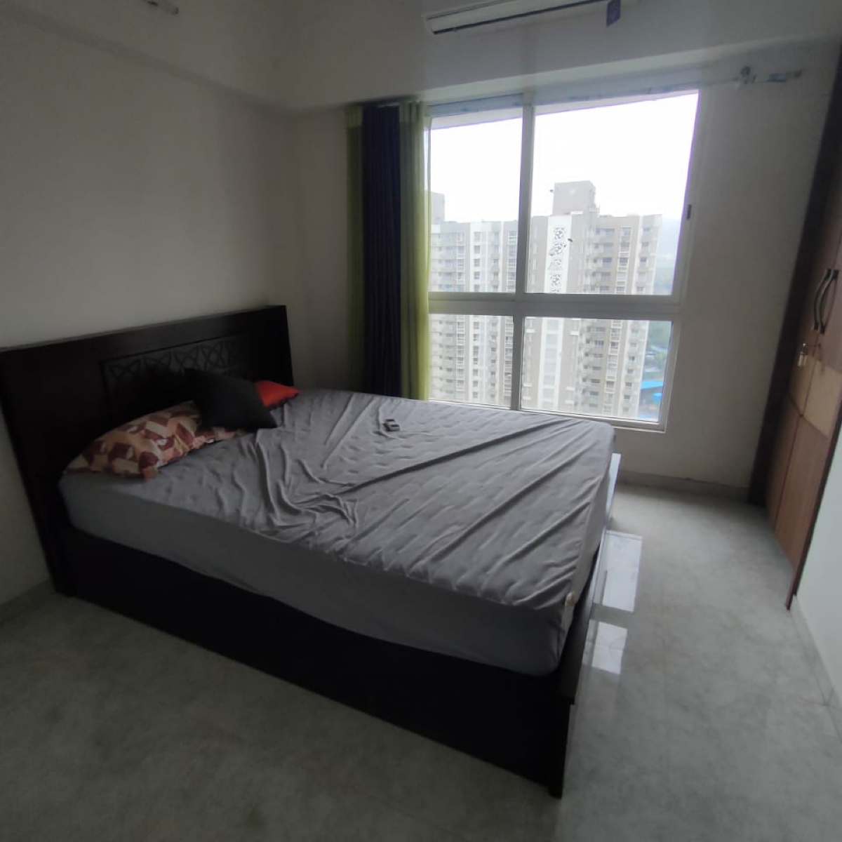 2 BHK 635 Sq.Ft. Apartment in Raymond Realty Phase II