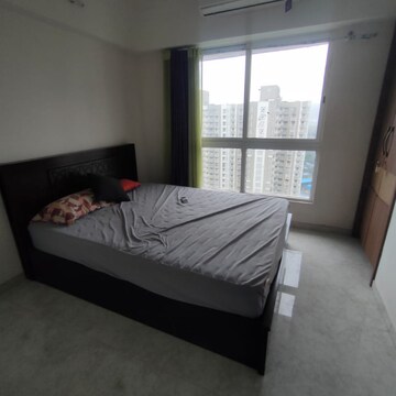 2 BHK Apartment For Rent in Raymond Realty Phase II, Swastik Garden