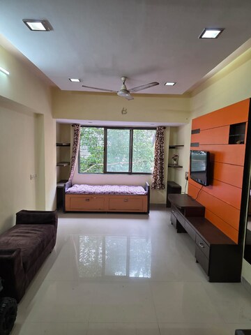 Bedroom in 2 BHK Apartment at Panom Park, Vile Parle East – for Rent