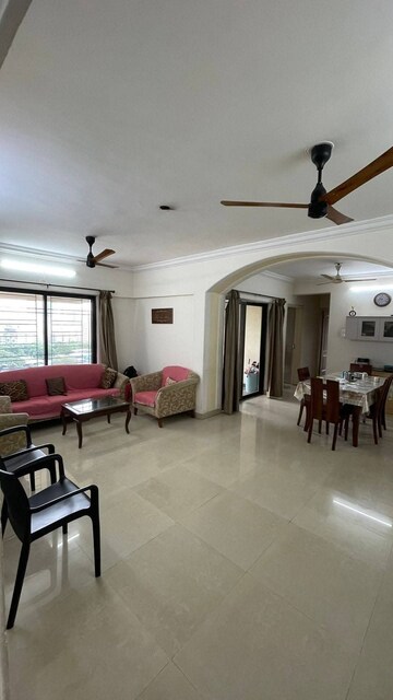 Gym in 2 BHK Apartment at Andheri West – for Rent