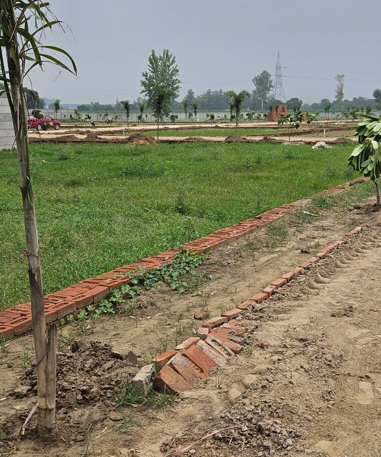 undefined, modipuram  126 Sq.Yd. Plot In Modipuram Meerut 9043565