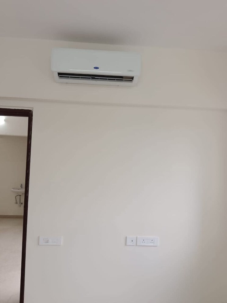 Room, omkar-signet 2 Bedroom 603 Sq.Ft. Apartment In Malad East Mumbai 9043559