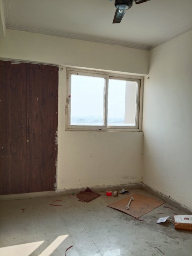 Room, saya-zion 3 Bedroom 1340 Sq.Ft. Apartment In Sector 4 Greater Noida Greater Noida 9043539