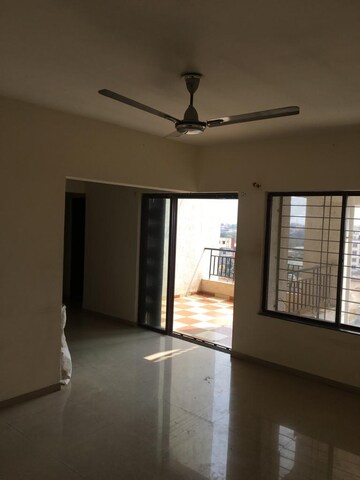 Room in 3 BHK Builder Floor at Bhandari Savannah, Wagholi – for Rent