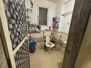 Team Area in 1 BHK Apartment at Kandur Aman, Kandivali East – for Sale