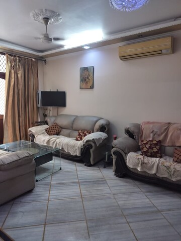 Living Room in 2 BHK Villa at Sector 19 – for Rent