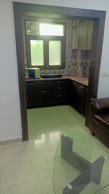 Kitchen in 1 BHK Builder Floor at Sector 40 – for Rent