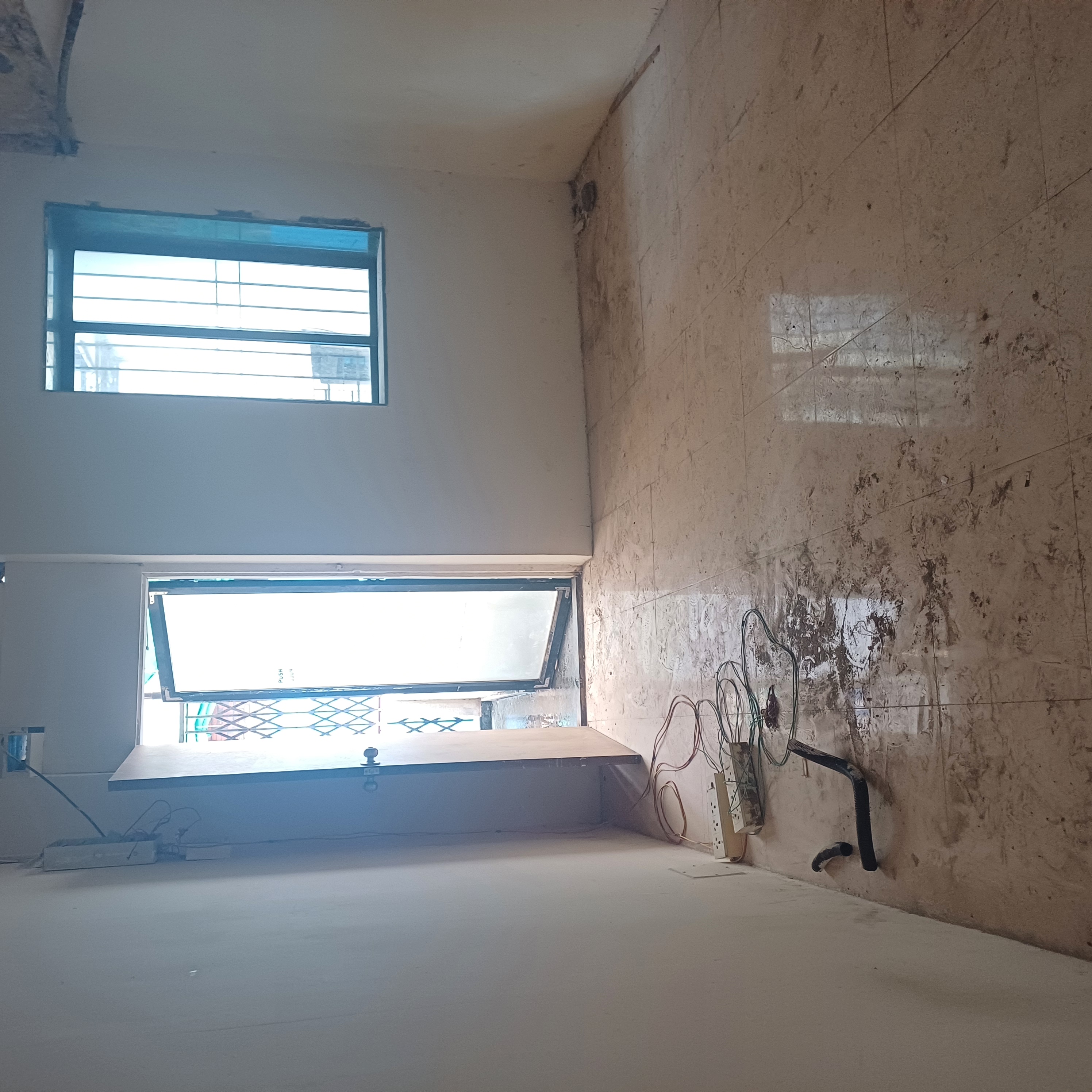 Office Space For Rent in Amrut Kumbh CHS Dadar