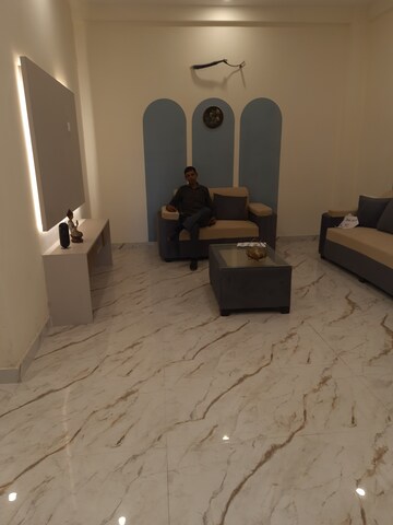 Team Area in 2 BHK Apartment at Sector 49 – for Sale