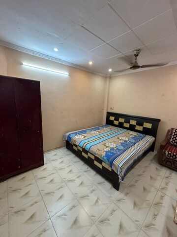 Bedroom in 1 RK Apartment at Karol Bagh – for Rent
