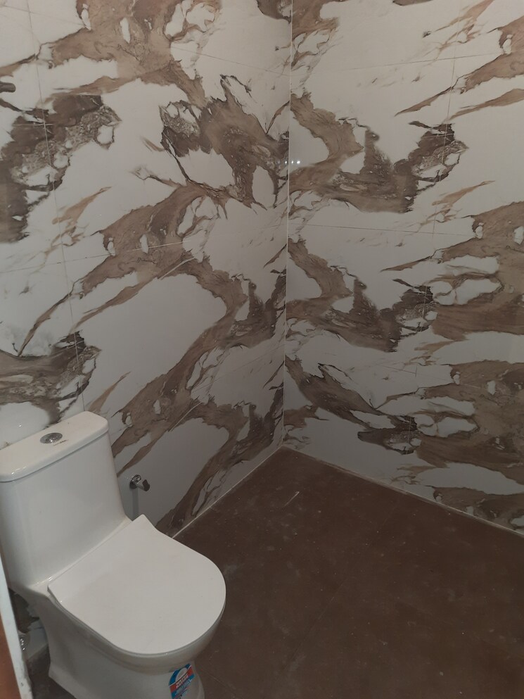 Bathroom, sector 49 2 Bedroom 892 Sq.Ft. Apartment In Sector 49 Noida 9044055