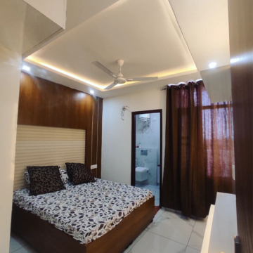 Room in 3 BHK Apartment at Artique Uptown Skylla, International Airport Road – for Rent