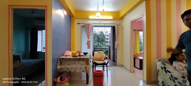 Living Room, realtech-maya 3 Bedroom 1242 Sq.Ft. Apartment In Rajarhat Kolkata 9044164