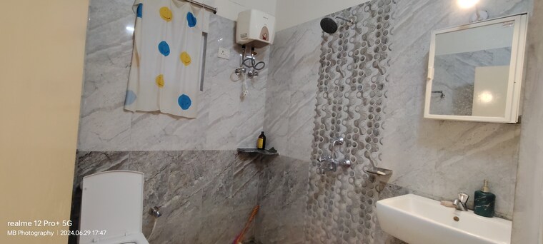 Bathroom, realtech-maya 3 Bedroom 1242 Sq.Ft. Apartment In Rajarhat Kolkata 9044164