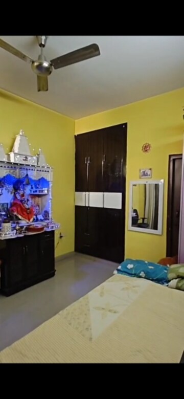 Bedroom in 3.5 BHK Apartment at SRS Residency, Sector 88 – for Rent