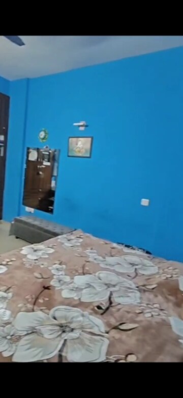 Furnished Amenities in 3.5 BHK Apartment at SRS Residency, Sector 88 – for Rent