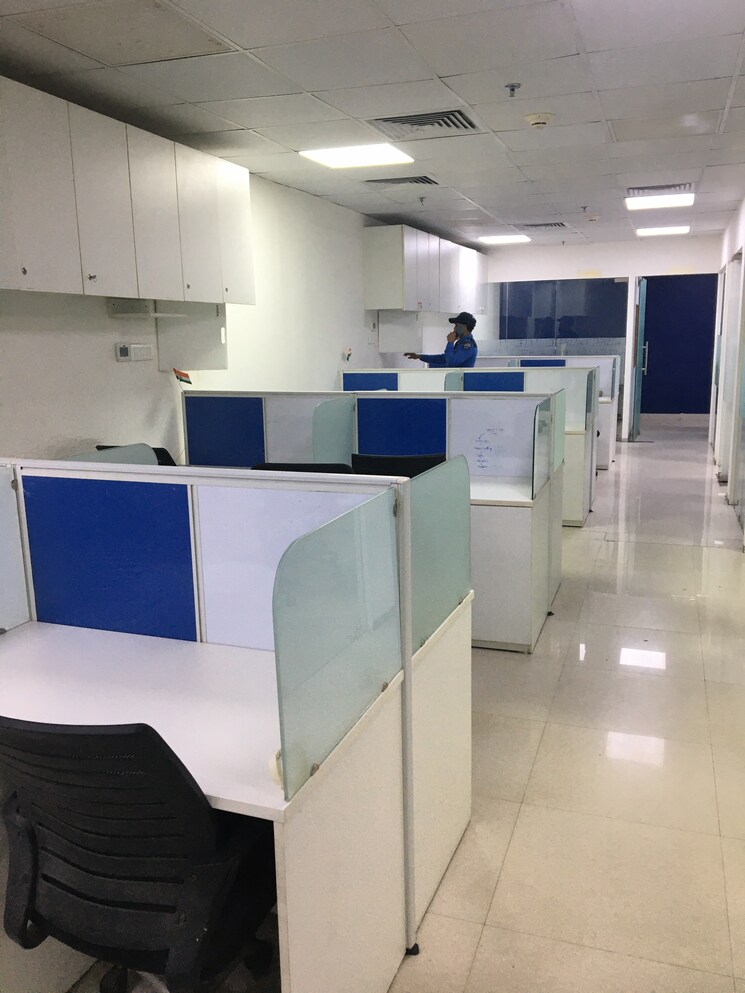 Team Area, sector 127 Commercial Office Space in IT/SEZ 16500 Sq.Ft. In Sector 127 Noida 9044156