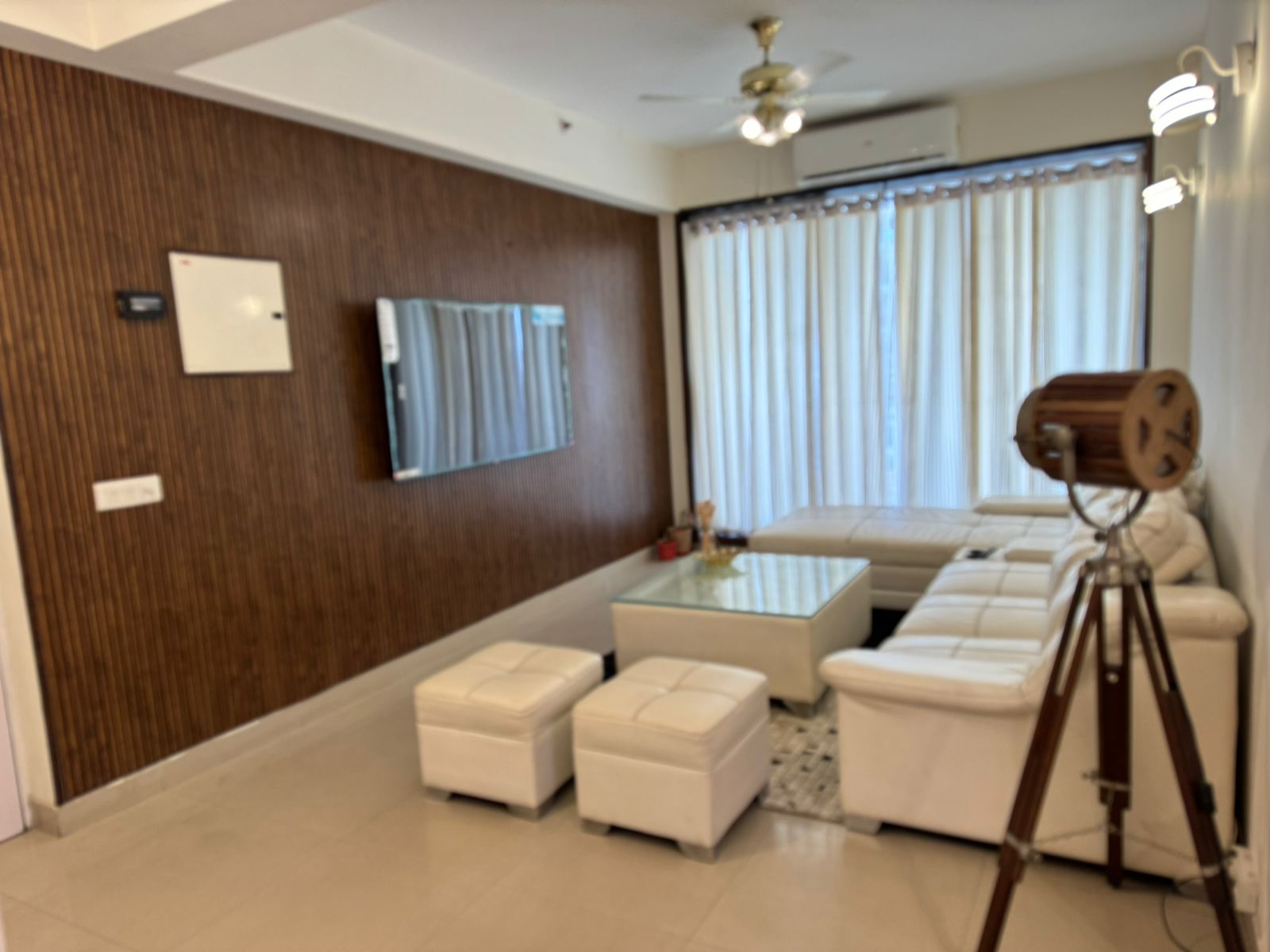 4 BHK + Pooja Room,Servant Room 4644 Sq.Ft. Apartment in 3C Lotus 300